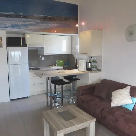 Apartment Bel Neuf Proche Richelieu, 6 Pers, Parking Inclus - Fr-1-723-79